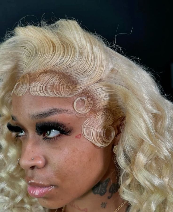 Blonde 613 Loose Wave 13x6 HD Lace Front Wig | Effortless Waves
