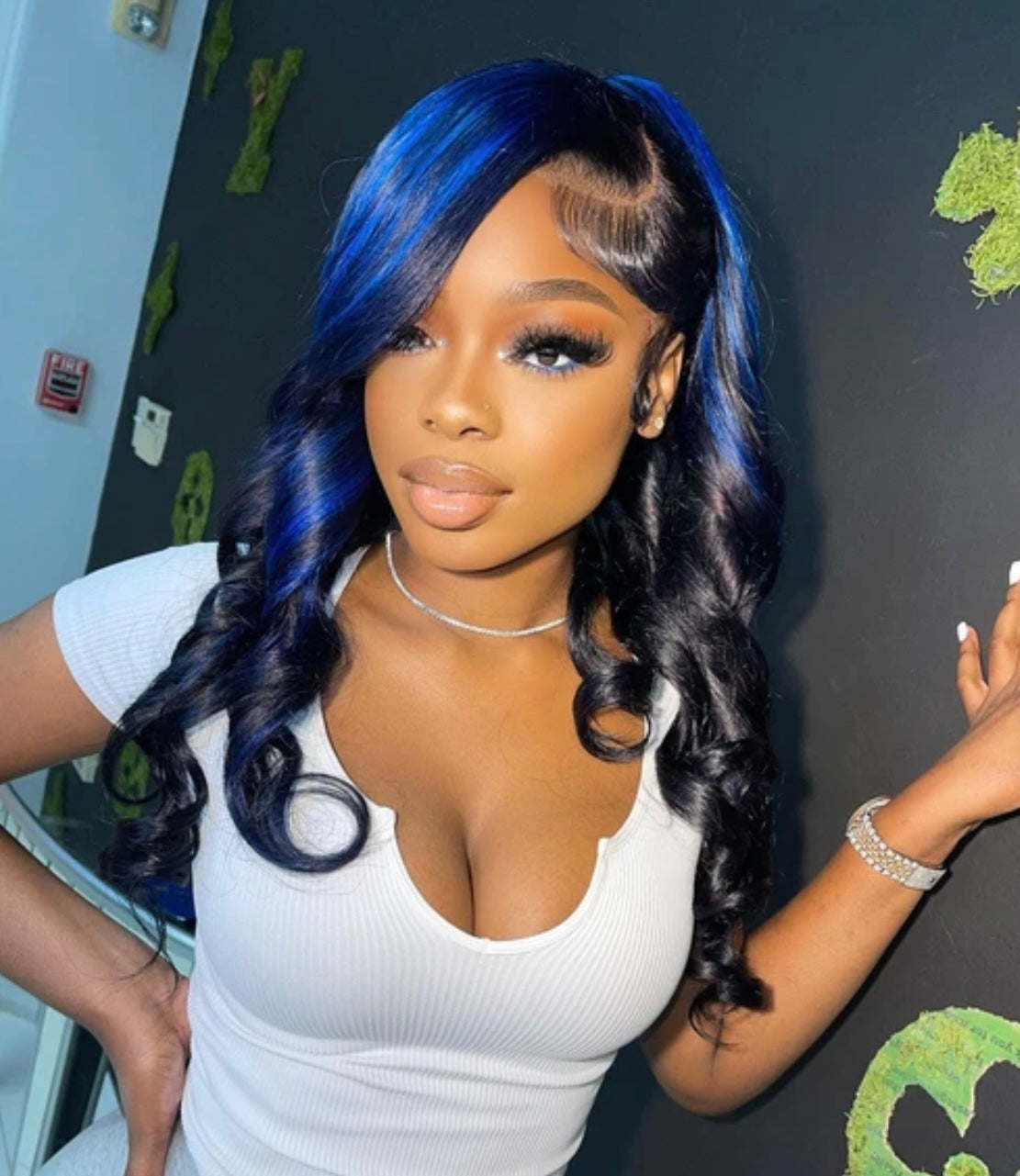 13x4/13x6 HD SKunk stripe Bodywave Black & Blue Highlights 180% Lace front  wig 14-26